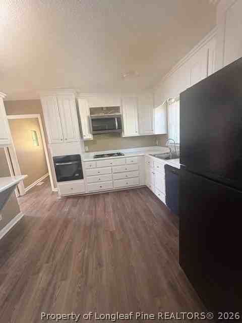 429 Santa Fe Dr - Photo 3 of 10