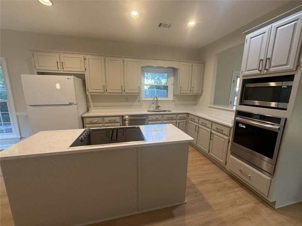 525 Birch Forest Ln - Photo 4 of 44