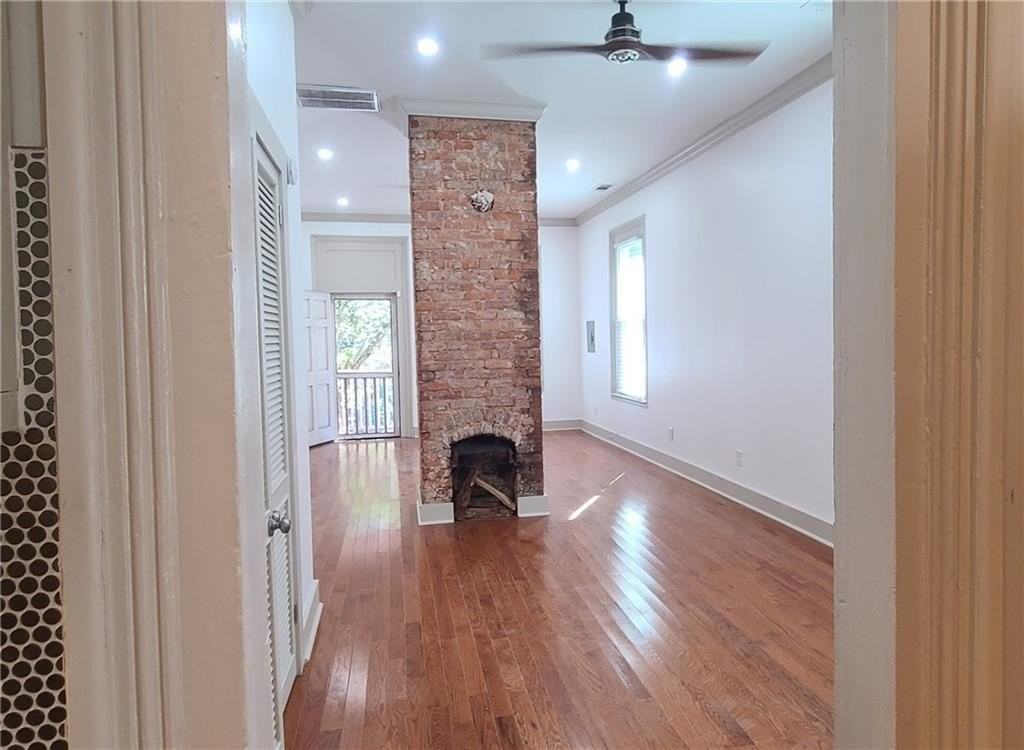 357 Cameron St Se - Photo 5 of 10
