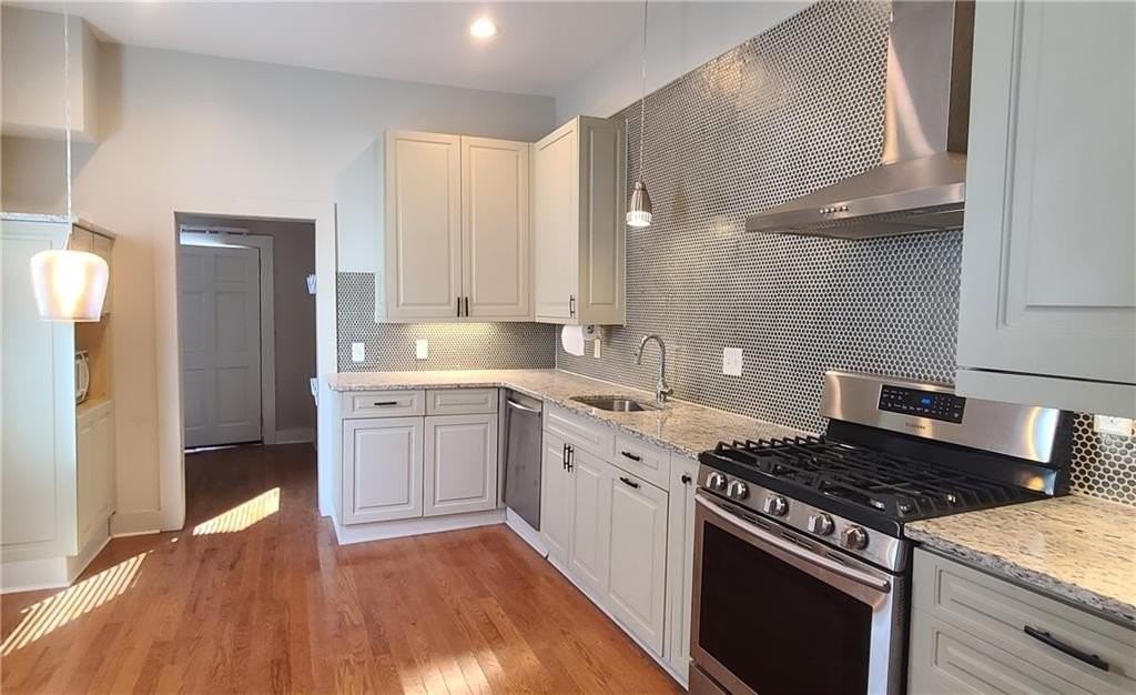 357 Cameron St Se - Photo 6 of 10