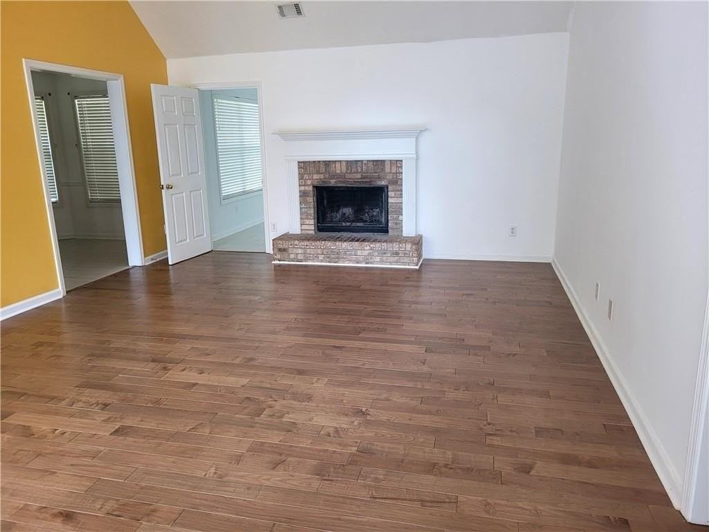 2360 Pettit Dr - Photo 5 of 25