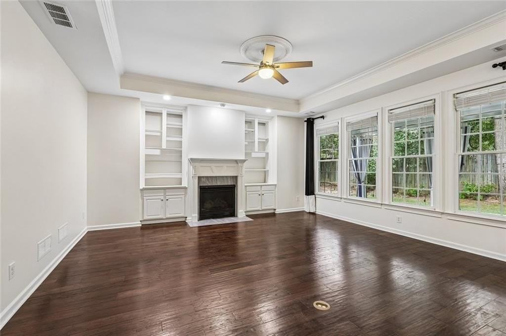 225 W Brookhollow Ct - Photo 7 of 50