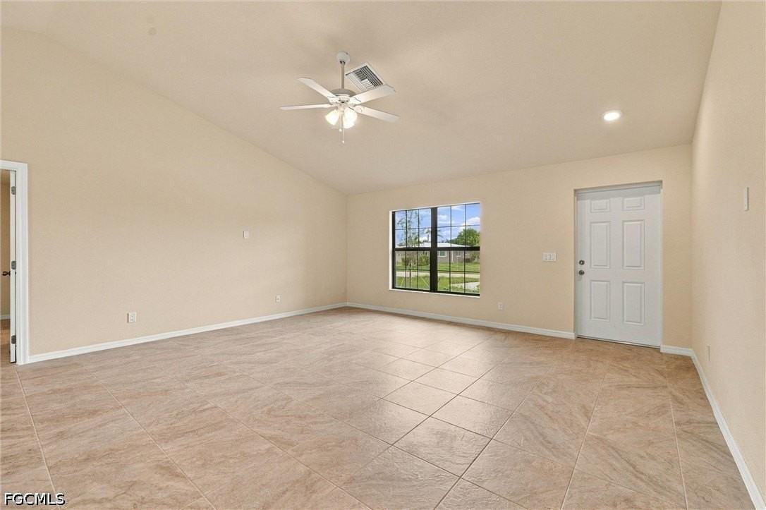 1644 Coral Point Dr - Photo 5 of 35