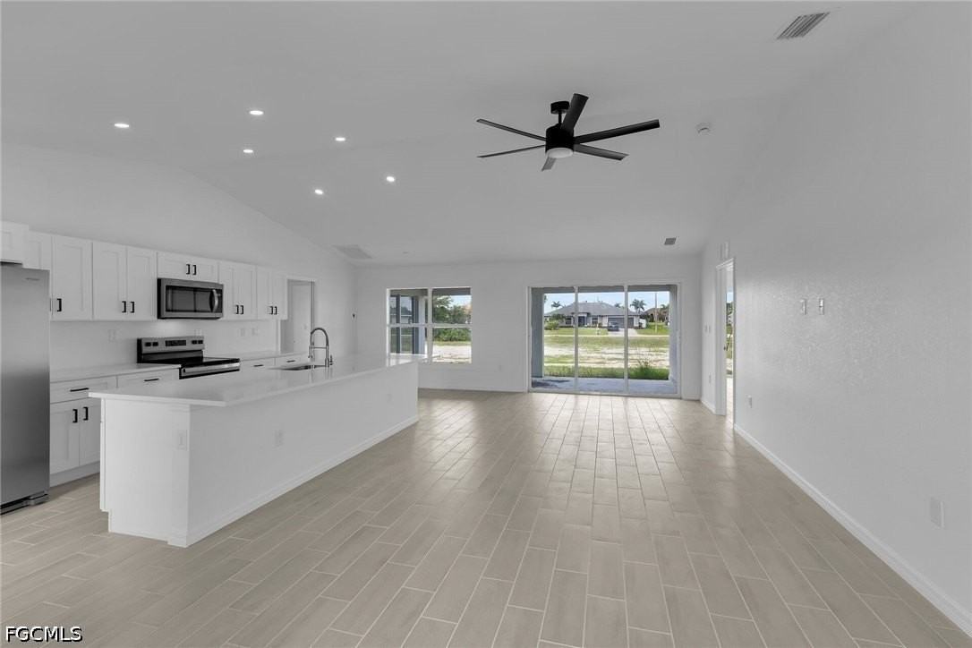 4130 Nw 33rd St - Photo 3 of 37