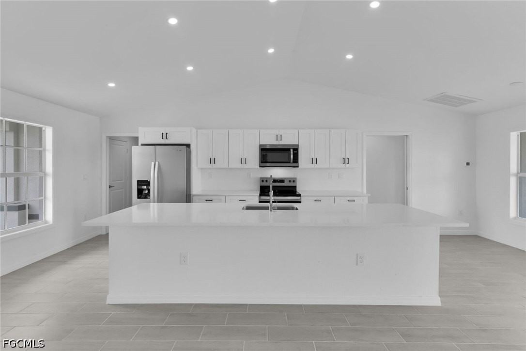 4130 Nw 33rd St - Photo 6 of 37