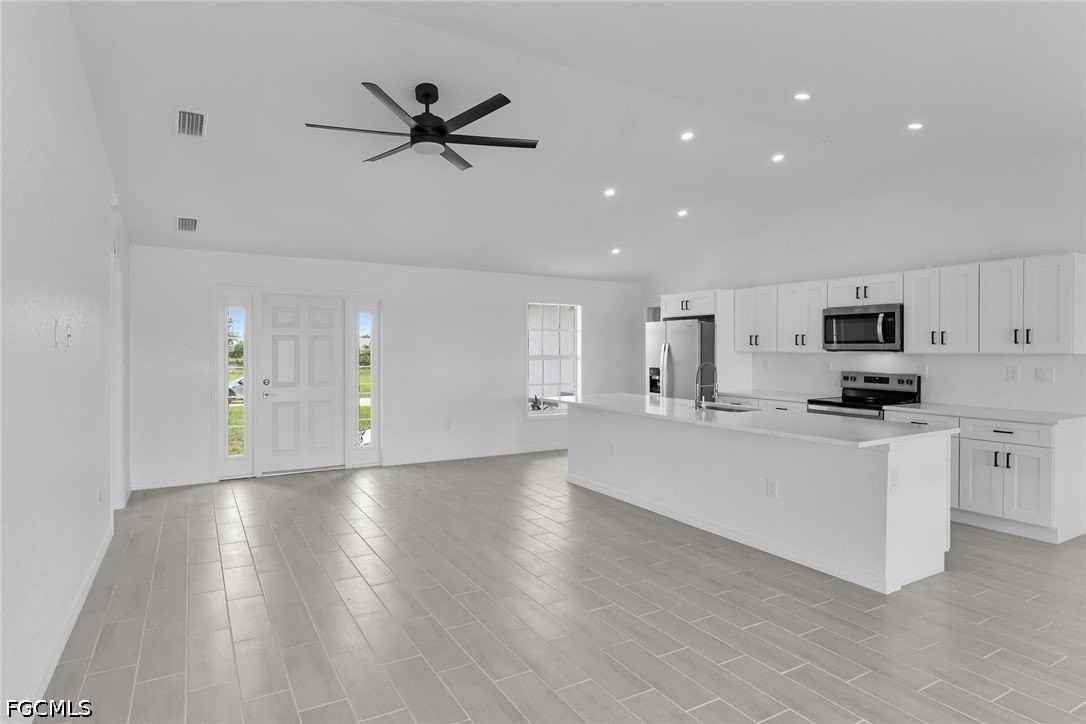 4130 Nw 33rd St - Photo 7 of 37