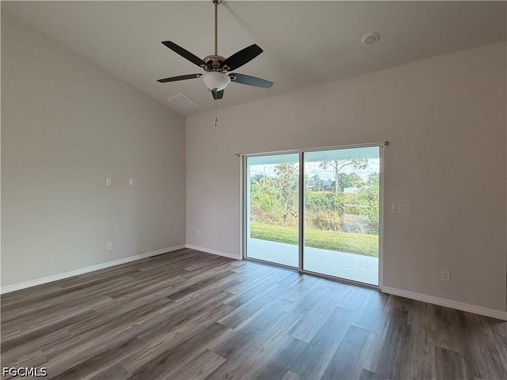 2901 Nw 18th Ave - Photo 2 of 21