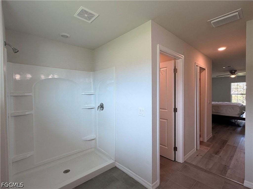 2901 Nw 18th Ave - Photo 4 of 21