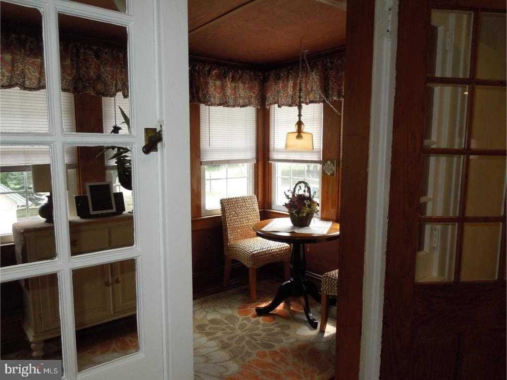 140 E Butler Ave - Photo 5 of 14