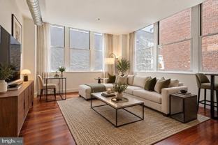 1101 Locust St - Photo 1 of 1