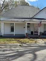 featured image of 235 Boulevard #A