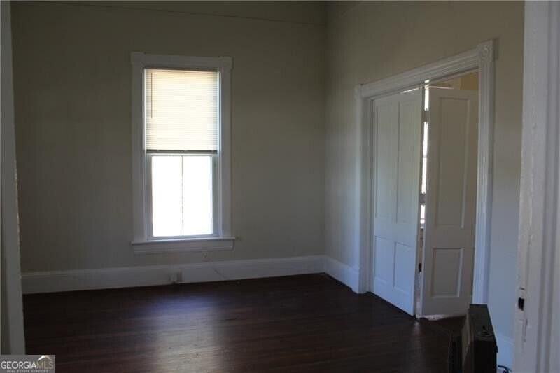 235 Boulevard #A - Photo 4 of 17