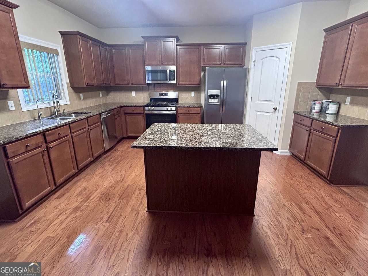 20 Savannah Dr - Photo 4 of 23