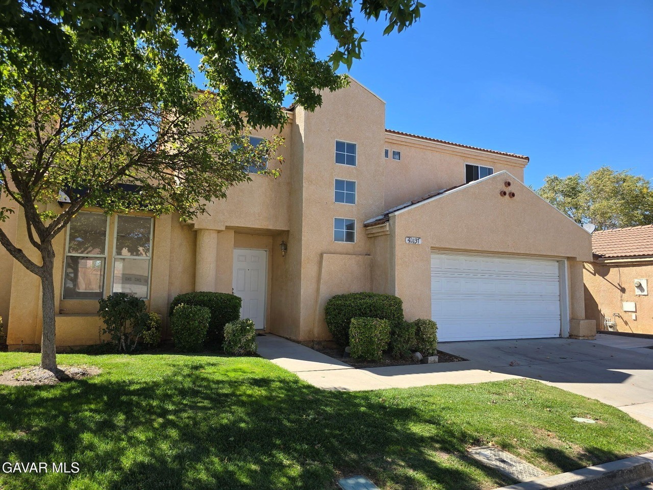 40137 La Cota Dr - Photo 3 of 21