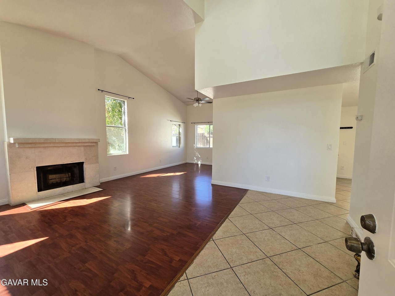40137 La Cota Dr - Photo 4 of 21