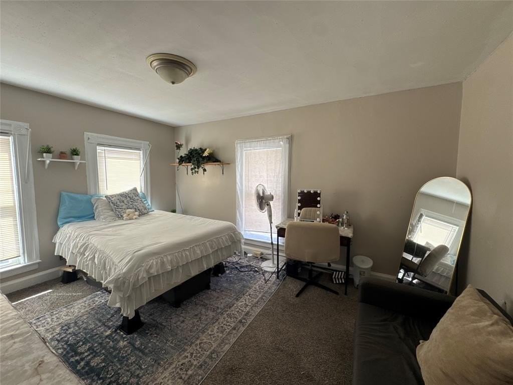 44 Leroy St - Photo 4 of 13