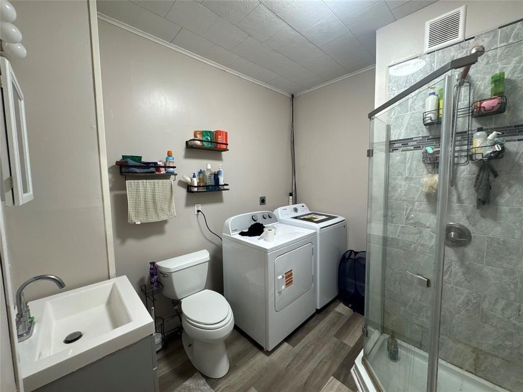 44 Leroy St - Photo 6 of 13