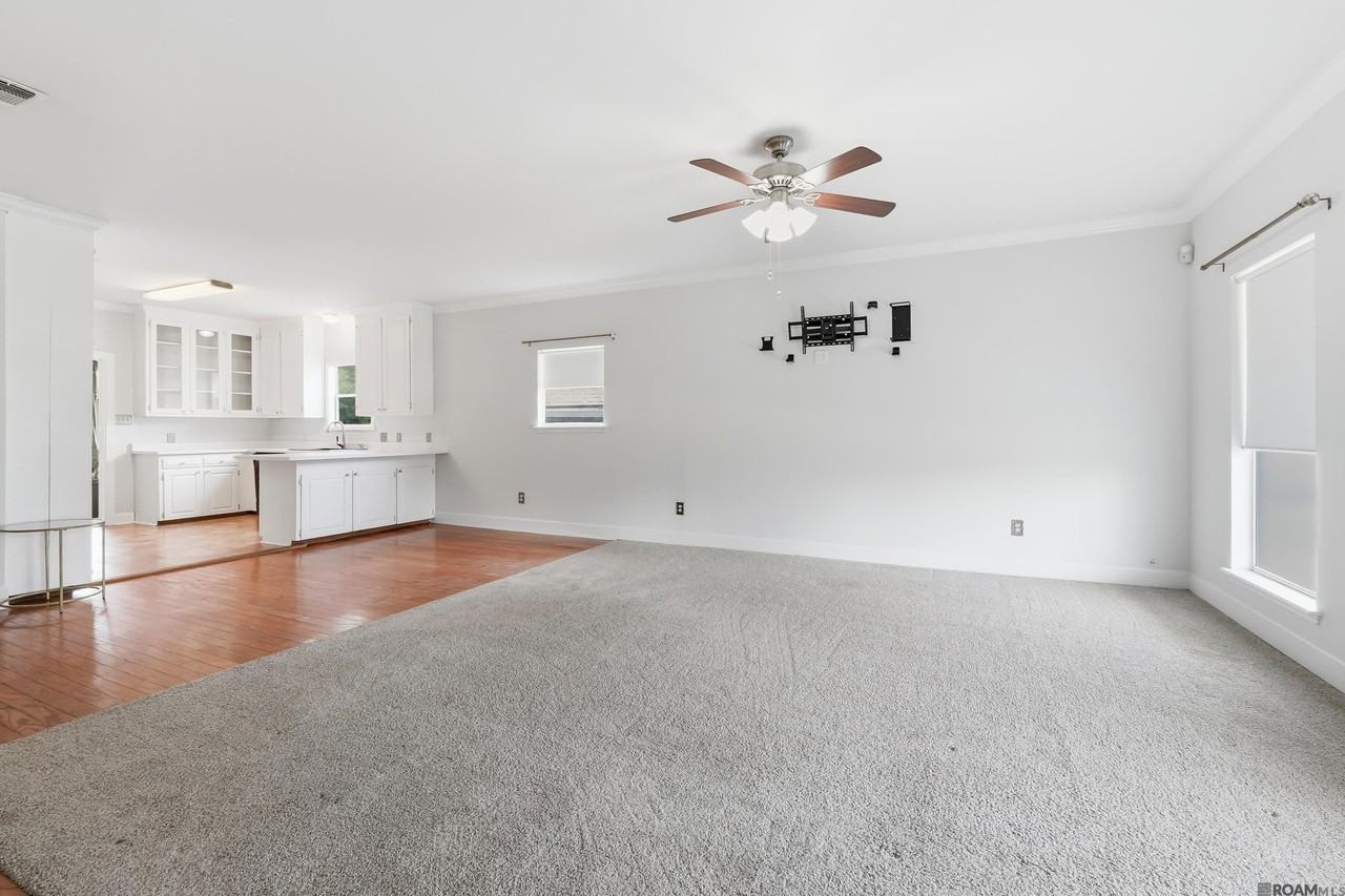 1305 E Tiffani St - Photo 4 of 22