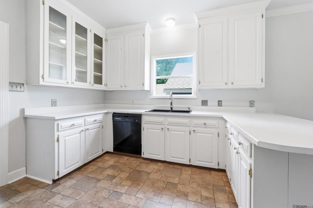 1305 E Tiffani St - Photo 7 of 22