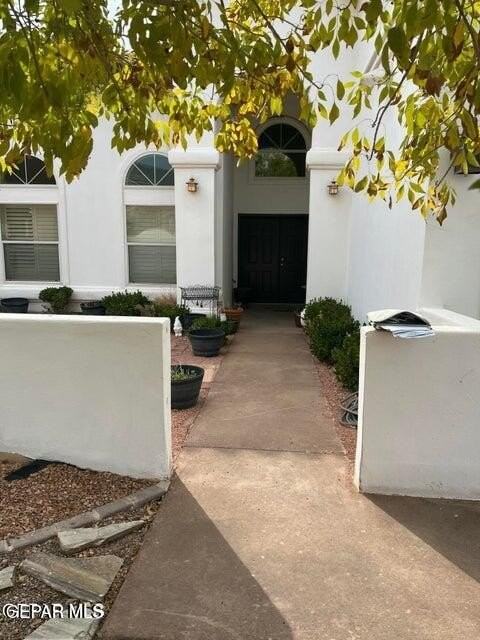 6357 Calle Del Rio - Photo 3 of 37