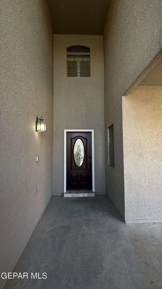 14193 Honey Point Dr - Photo 4 of 50