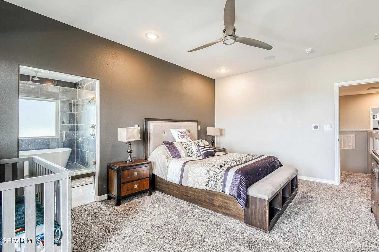 2375 Enchanted Peaks Ln - Photo 6 of 18