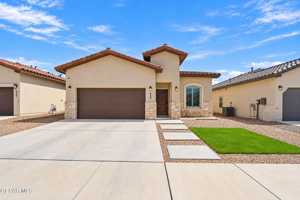featured image of 656 Paseo Dulce Ave