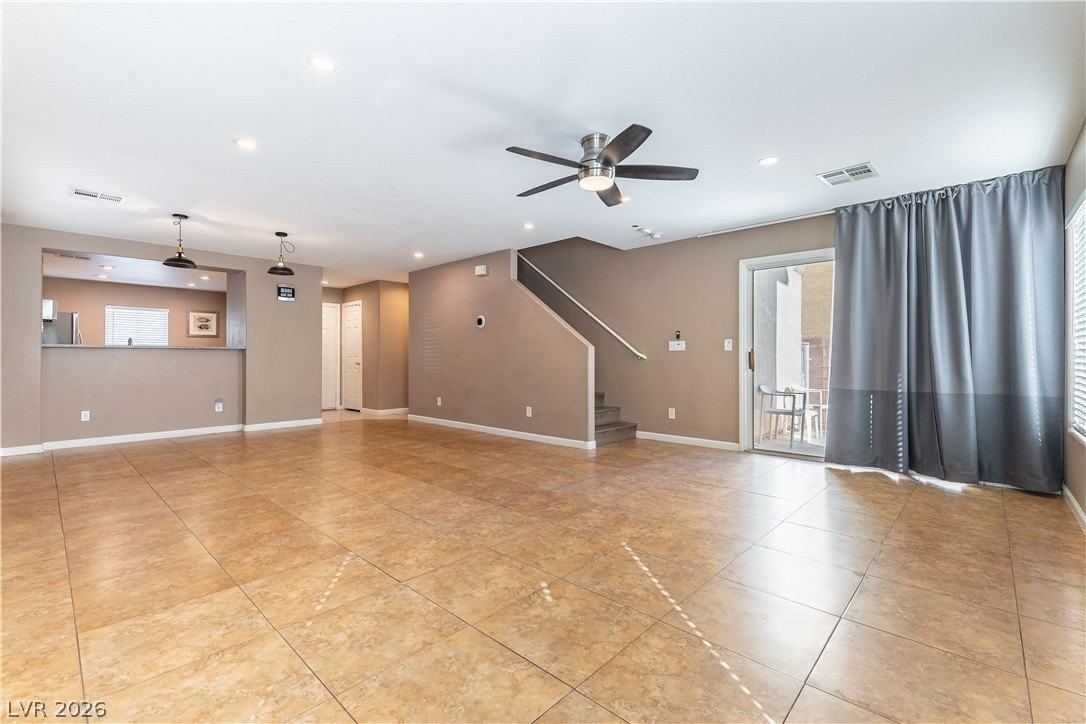 8312 Golden Amber St - Photo 2 of 12