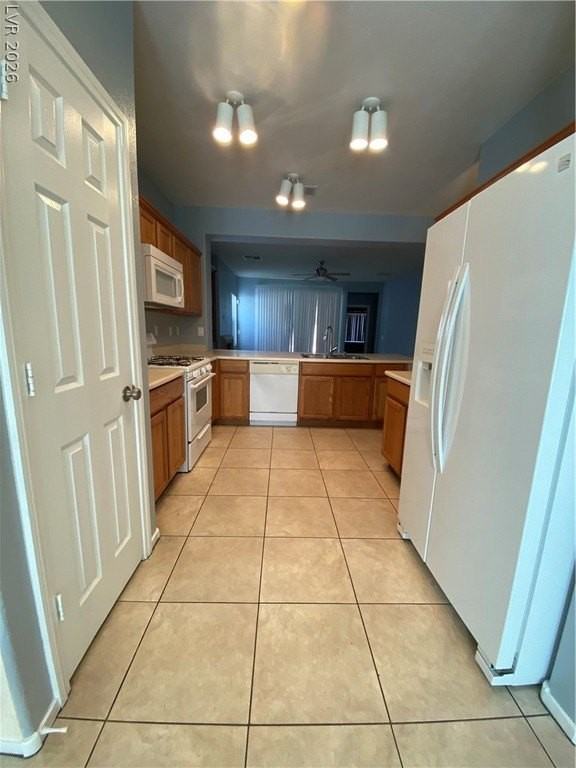 7242 Platinum Creek St - Photo 5 of 31