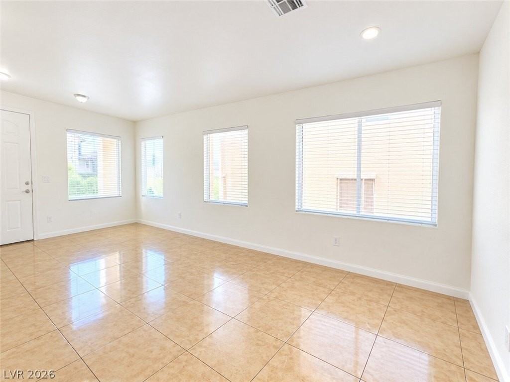 6546 Marco Vista Ave - Photo 4 of 30