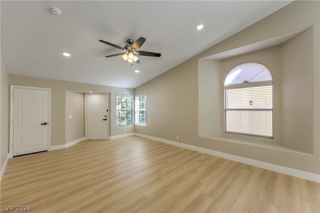 7633 Prairie Corners Dr - Photo 6 of 34
