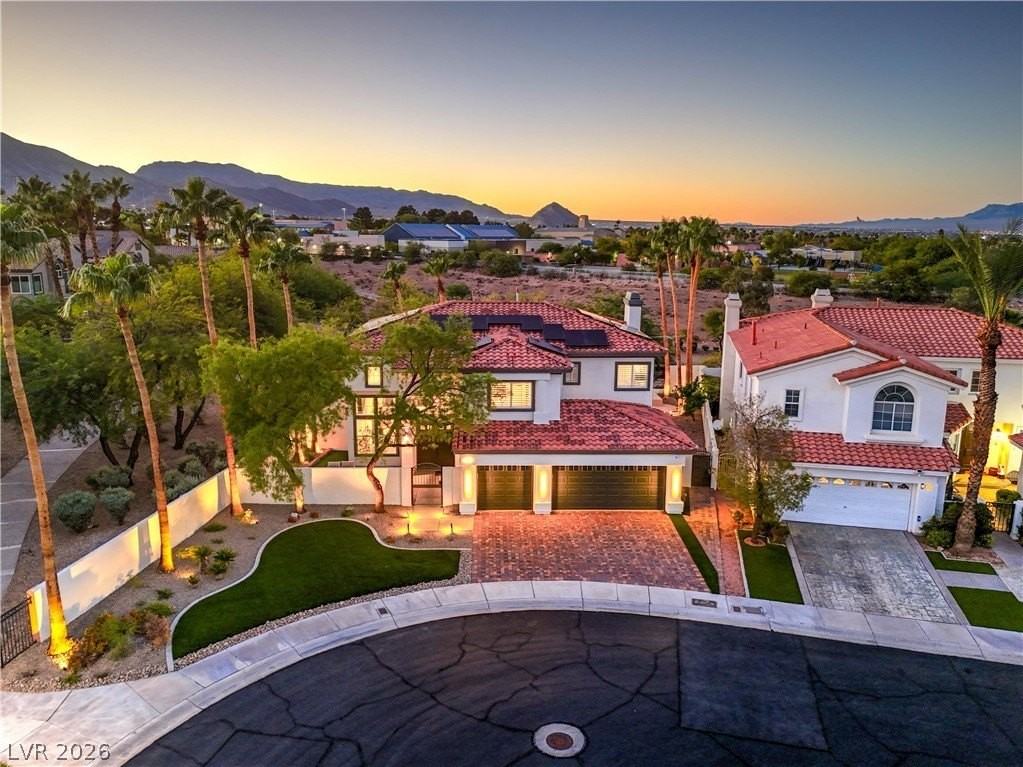 8432 Paseo Vista Dr - Photo 2 of 45