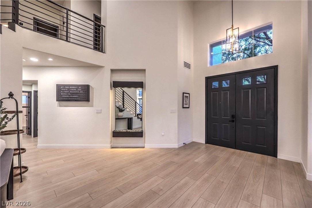 8432 Paseo Vista Dr - Photo 5 of 45