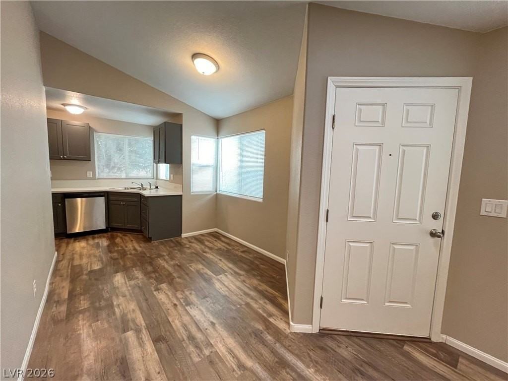 6633 Lund Dr - Photo 5 of 23