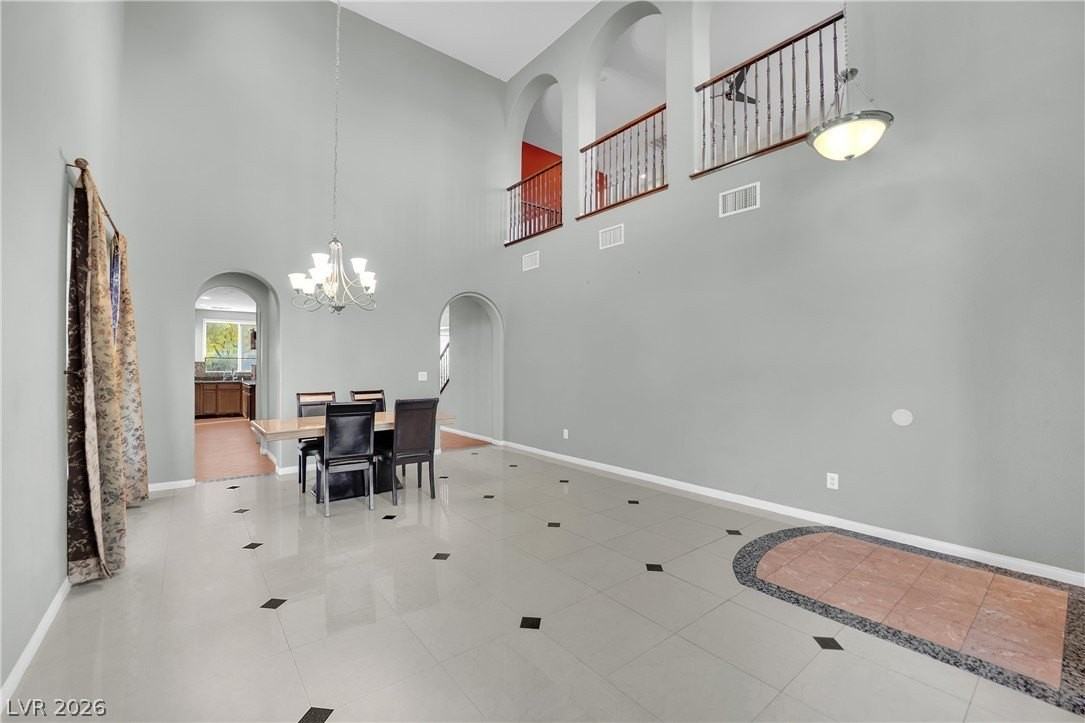 11631 Suburban Rd - Photo 7 of 50