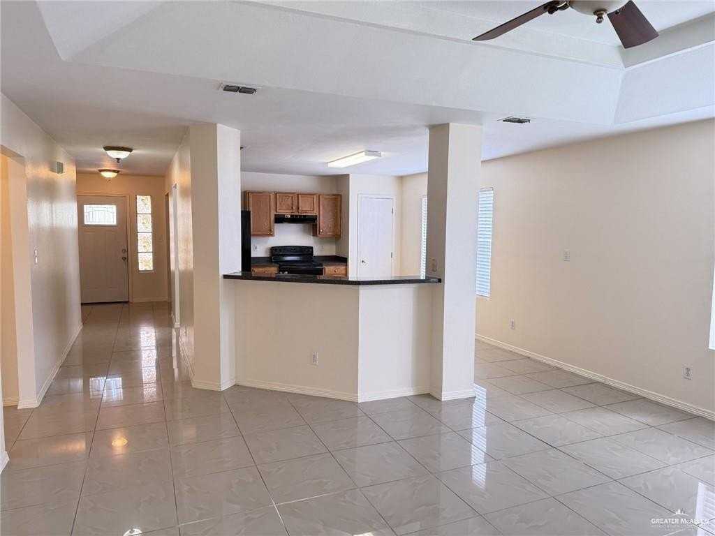 3206 San Mateo Pkwy - Photo 4 of 15
