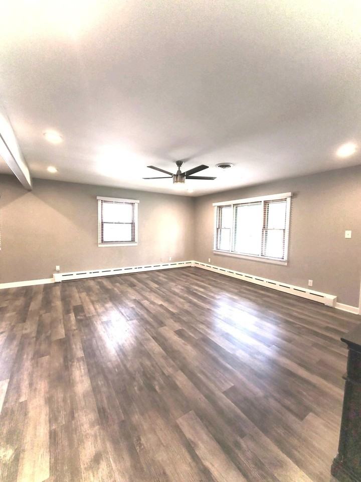 8538 Montfort Drive - Photo 2 of 25