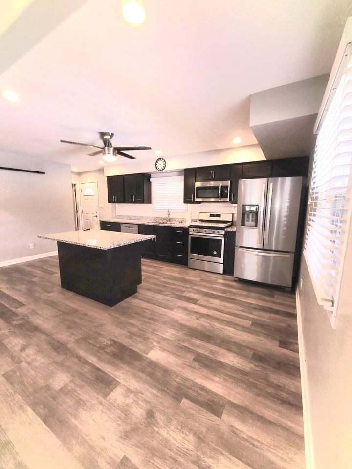 8538 Montfort Drive - Photo 4 of 25