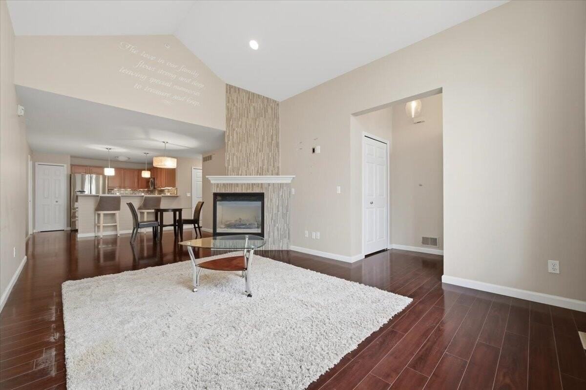 18101 Adri Cir - Photo 4 of 38