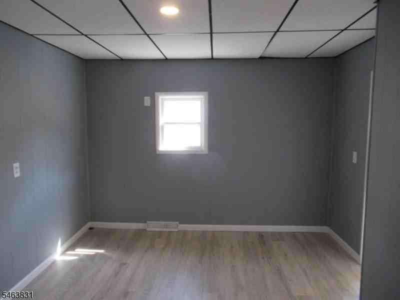 50 Main St #B - Photo 2 of 9