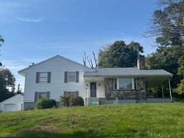 featured image of 1257 Macopin Rd