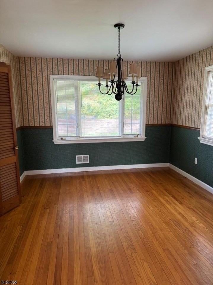 1257 Macopin Rd - Photo 5 of 6