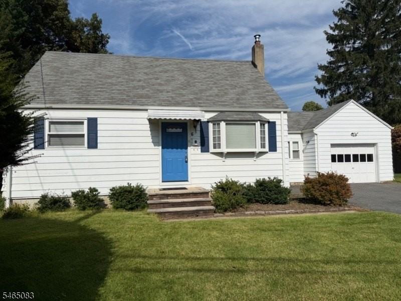 6 Edith Pl - Photo 2 of 18