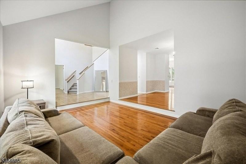 30 Carriage House Rd - Photo 4 of 19