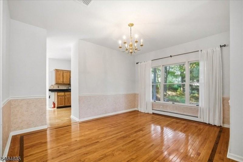 30 Carriage House Rd - Photo 5 of 19