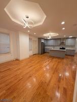 featured image of 322 Franklin St