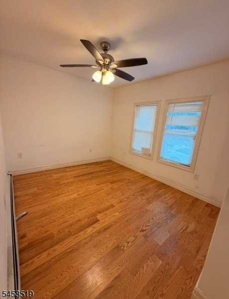 322 Franklin St - Photo 5 of 9