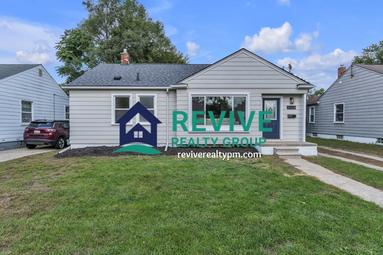 31234 Barton St #1 - Photo 2 of 29
