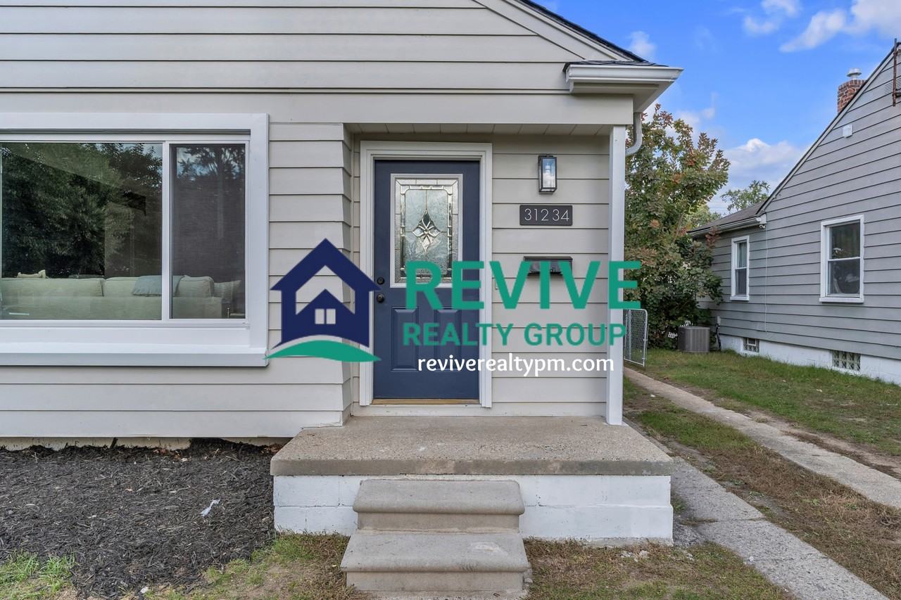 31234 Barton St #1 - Photo 3 of 29