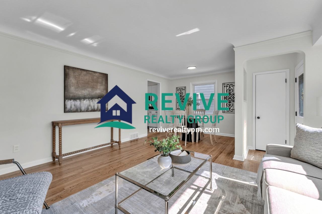 31234 Barton St #1 - Photo 6 of 29